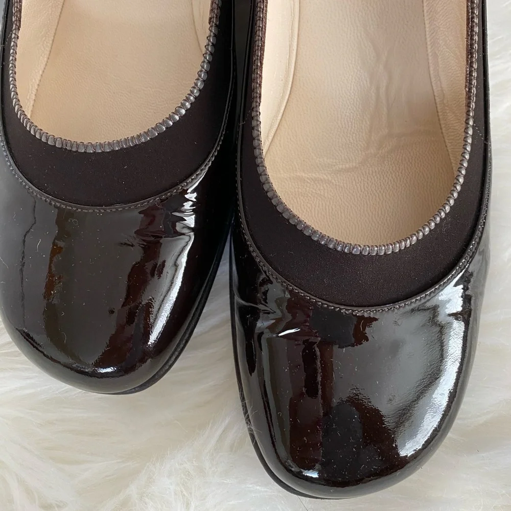 Taryn Rose Anala chocolate patent wedges, Sz. 39.5